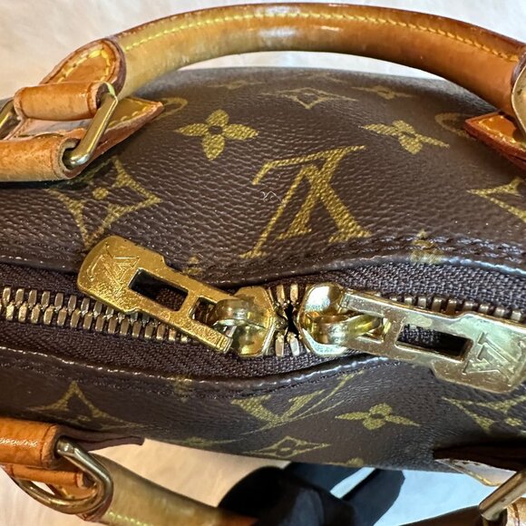 Authentic Louis Vuitton Monogram Alma PM Satchel - Picture 9 of 15